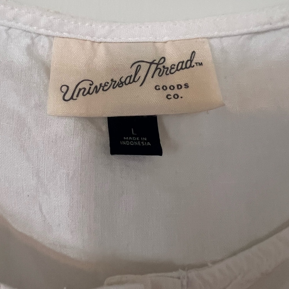 Universal Thread Cream Button-Front Blouse - Picture 3 of 4